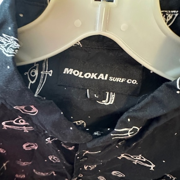 Molokai Surf Co. Shirt - Picture 5 of 6